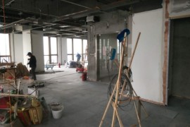 深圳裝修公司-康藍(lán)建設(shè)案例，走進(jìn)建活貿(mào)易裝修現(xiàn)場(chǎng)